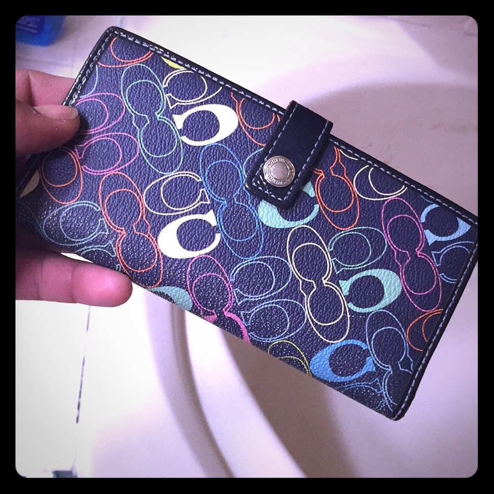 COACH SIGNATURE NAVY BLUE WALLET